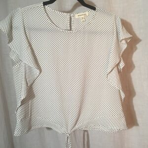 Flowy White Black Polka Dot Flutter‎ Sleeve Top